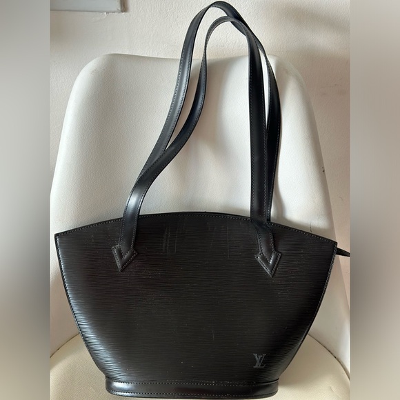 Louis Vuitton beautiful bag - Picture 3 of 10